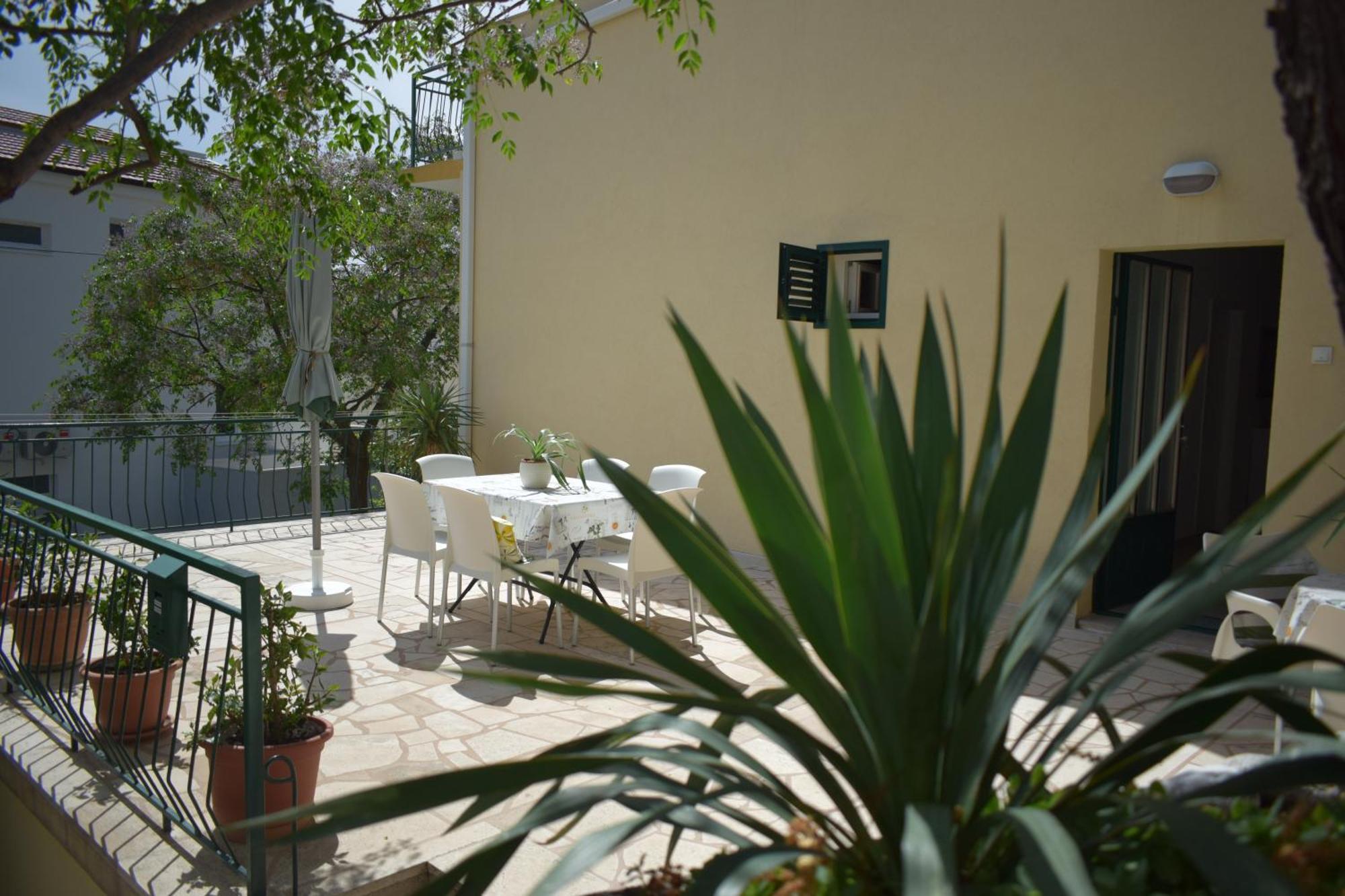 Apartment Antonella Makarska Eksteriør bilde